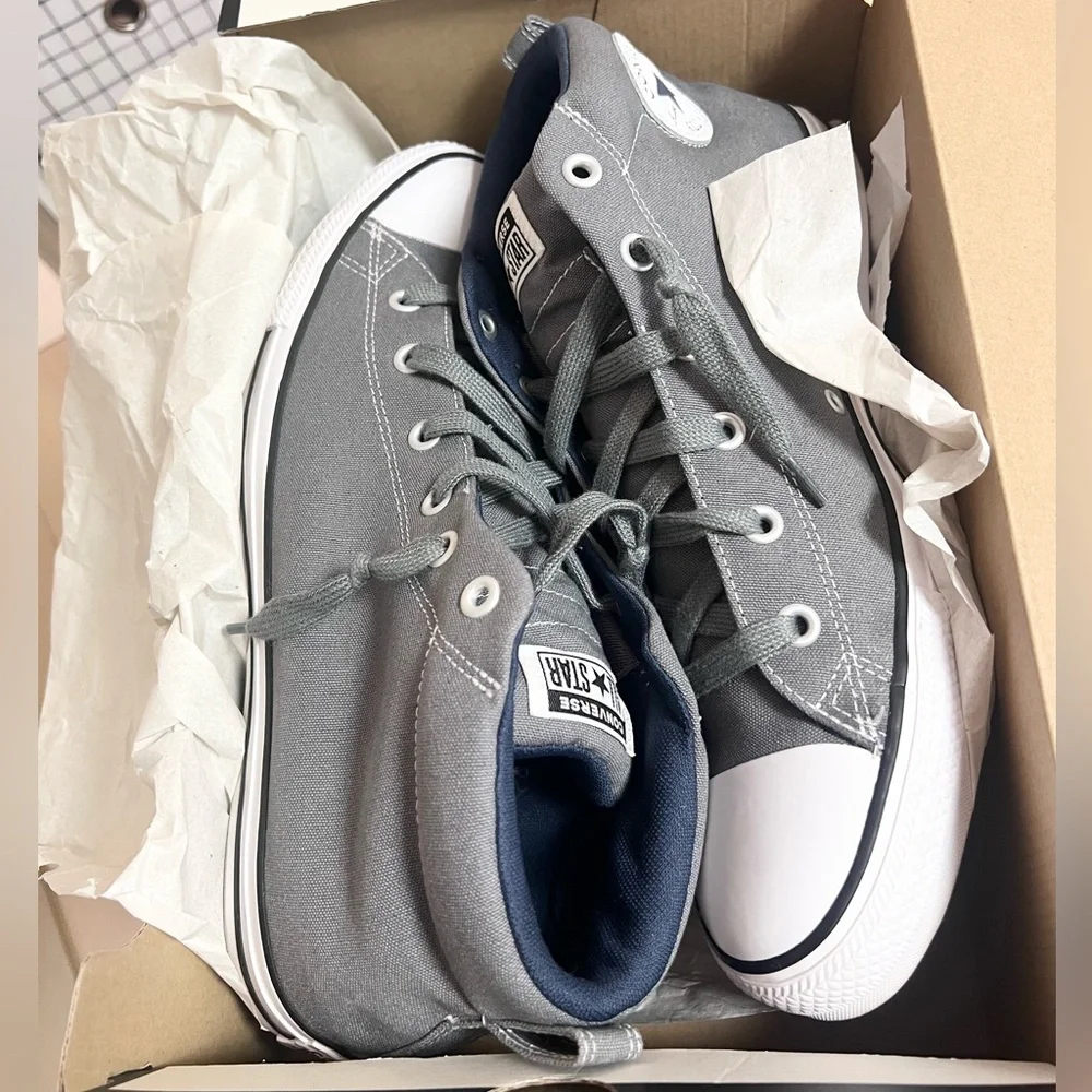CONVERSE CHUCK TAYLOR ALL STAR GRAY SNEAKERS - Picture 10 of 13